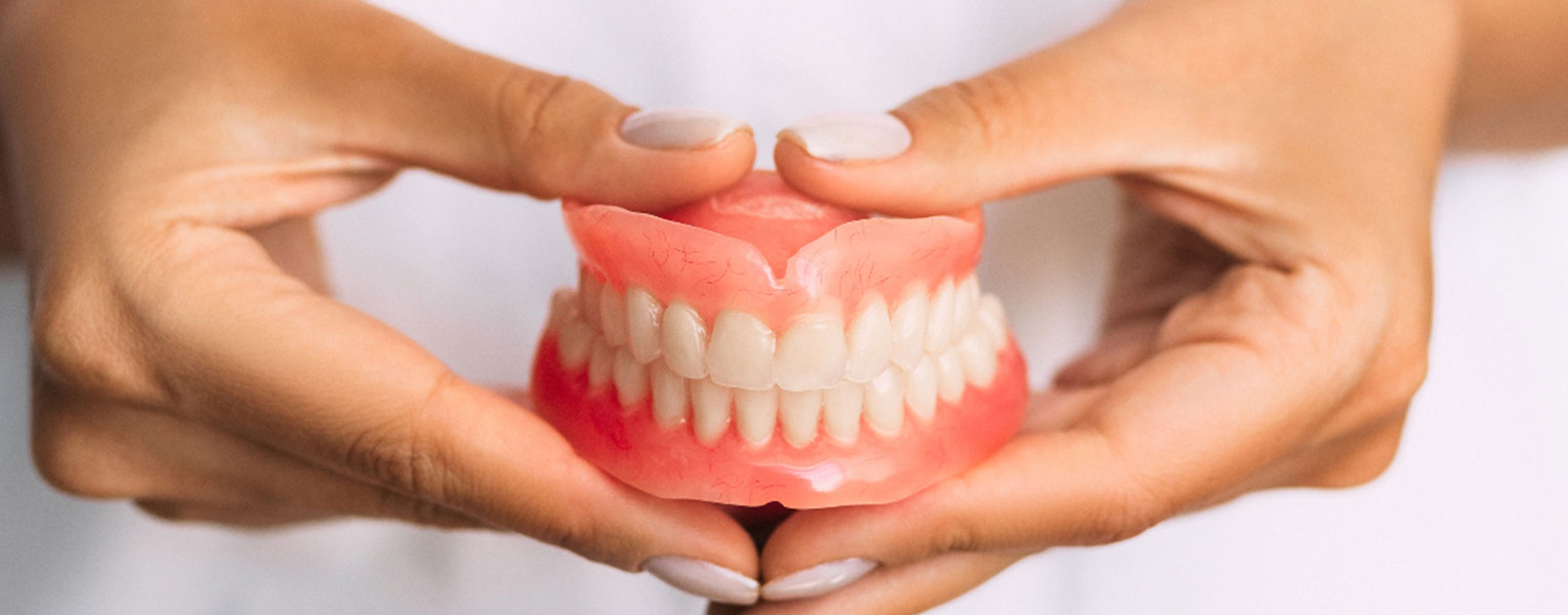 Full Dentures Prosthesis