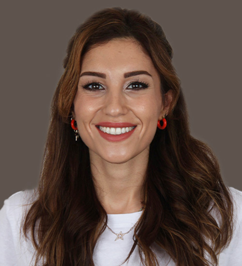 Zeynep Kalyoncu Стоматолог